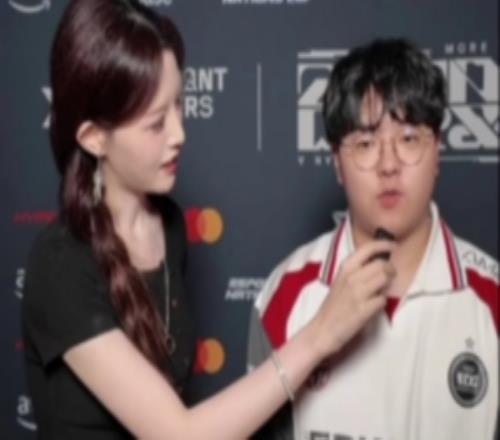 VCT主持一意发布CHICHOO短访：希望这次能把失去的全都拿回来