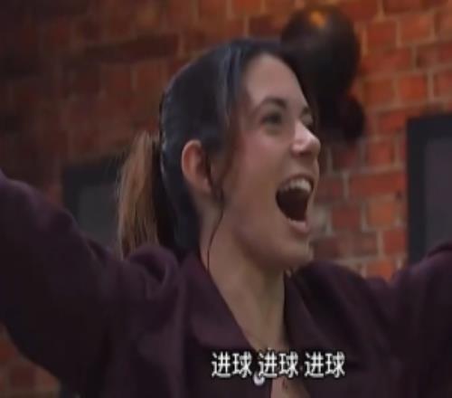 邦马蒂观看阿根廷30阿尔及利亚,为梅西表现喝彩