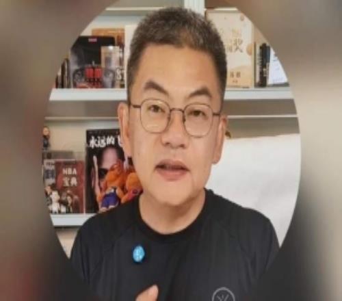 苏群：雄鹿在字母交易中一定想得到4个以上选秀权绿军或是烟雾弹