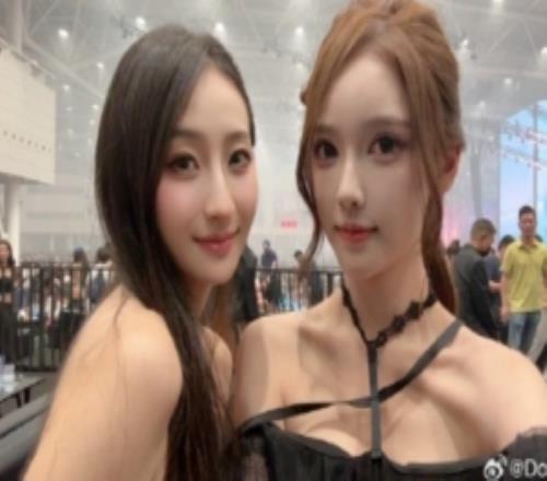 这种鞋子到底怎么穿DOTA解说蛋糕晒照