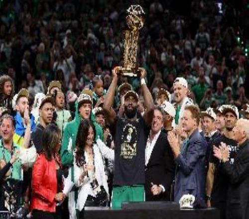 2年前的今天：凯尔特人夺得队史第18冠杰伦布朗荣膺FMVP