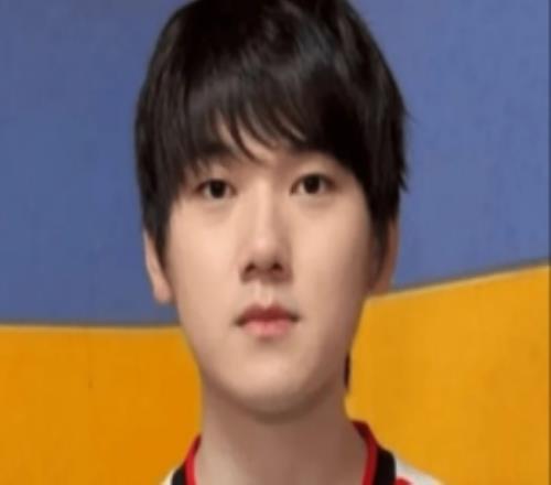 JackeyLove：祝大家端午安康，大家都吃甜粽还是咸粽