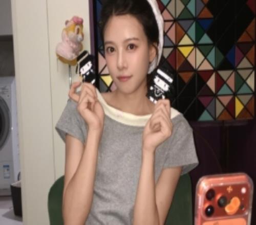 主持人骆歆晒照:今天的拼豆成果好可爱迷上了