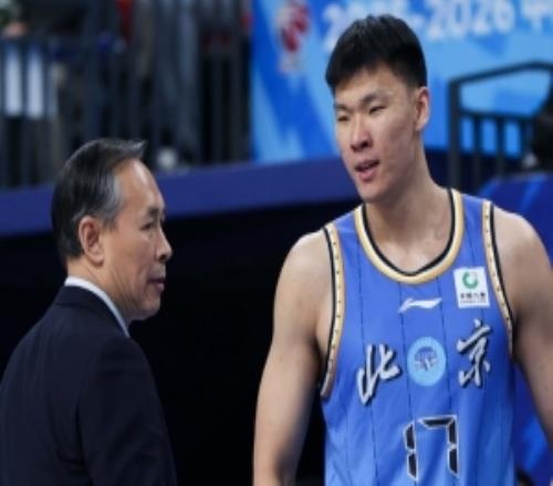 媒体人:范子铭不想离开北京但是他希望有球打不想把自己待废了
