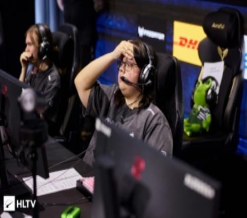 Magixx谈惊天1v4：我觉得自己死定了结果按住AK全扫完了