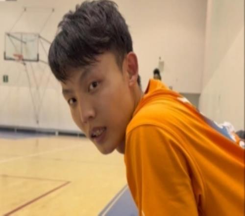 持续精进!徐杰美国特训打磨运投衔接强化控球优化投篮节奏
