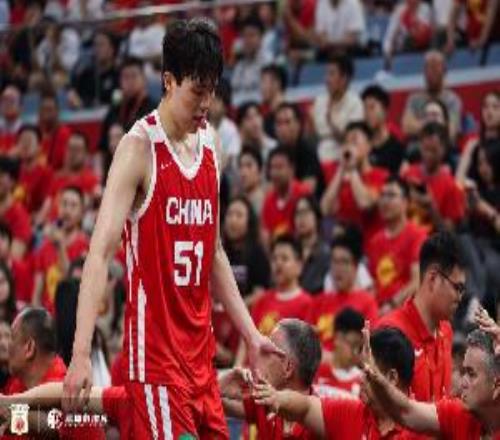 郭士强：杨瀚森这场发挥一般但他毕竟一年半没和国家队合练了