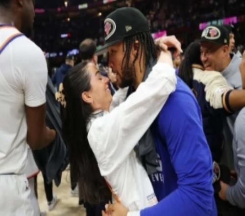 NBA版神仙眷侣！纽约之王身后有贤内助布伦森因她成人生赢家