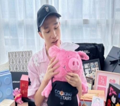 爆料人：ClearLove已经正式加入微博群聊！辅助jwei可能性增大