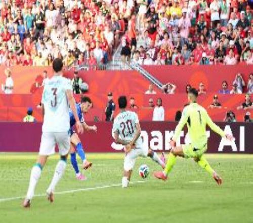 佩里西奇在世界杯21次出场都是首发，是历史第四人