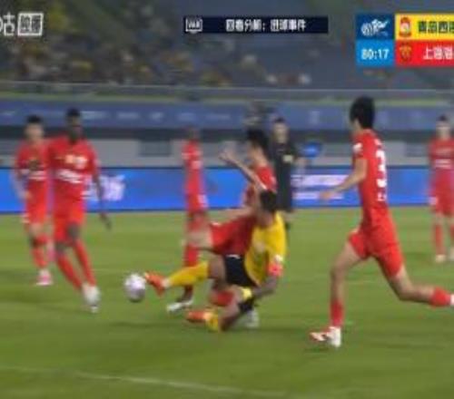 本场第4次！VAR再度长时间介入，认定西海岸犯规在先进球无效