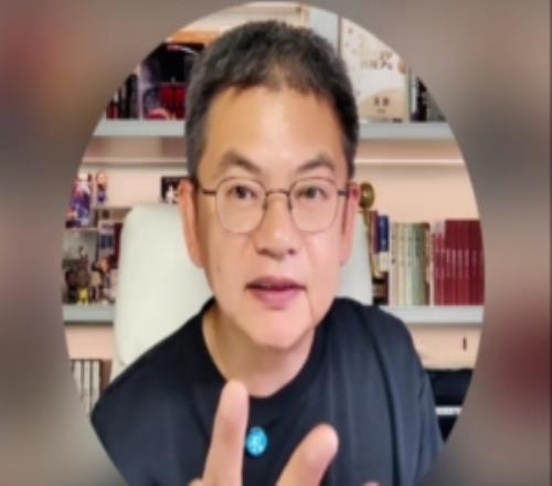 苏群：中国男篮白练了&内外线完全脱节他们没有核心&打法没带ID