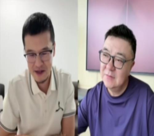 杨毅：哈兰德18射7进球我们单位有一个詹黑说这比詹姆斯掷中率高