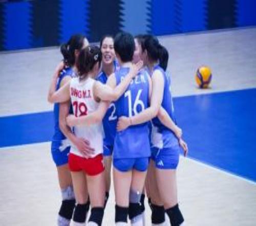 中国香港站首胜！中国女排30横扫乌克兰女排，11日将战多米尼加