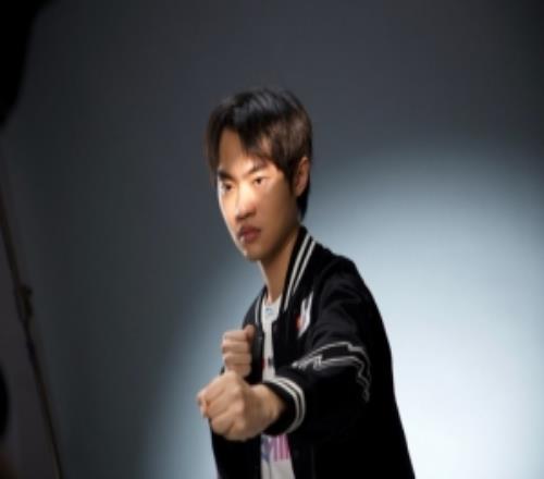 Knight：LPL有很多强队只是没发挥好会夺冠证明LPL最强