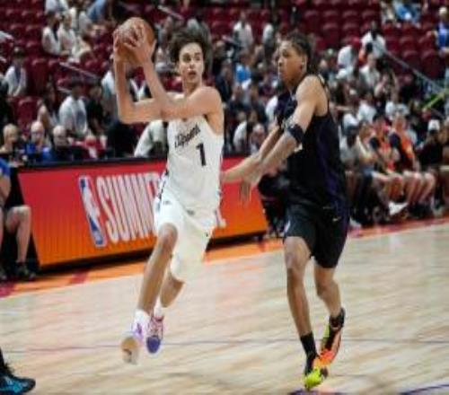 记者：阿卡夫能扛产量但低效瓦格勒速率慢对抗差需适应NBA节奏