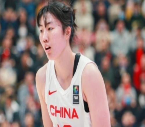 罗欣棫：澳大利亚的打法对队伍的锻炼价值很高国内缺少这种对抗