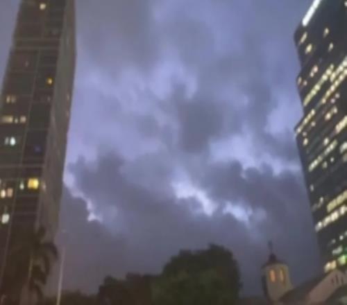 太阳报：迈阿密遭遇雷暴天气，英格兰vs挪威角逐面临推迟的可能