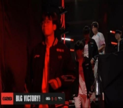 解说硕硕看BLG11HLE：狂妄琪亚娜110，这就是你navi哥哈哈
