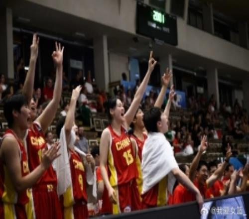 脱胎换骨！中国U17女篮卷土重来用开门红回击三年前的阴霾