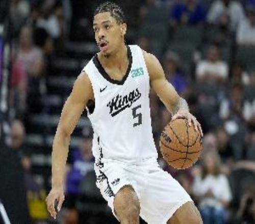 真菜鸟！7号秀阿卡夫近3场角逐合计53投17中掷中率仅32.1%