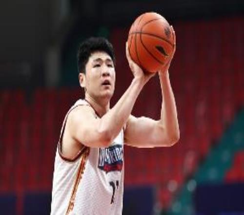 媒体人：赵柏清在B联赛打好了能对CBA做大贡献打不好就砸招牌了