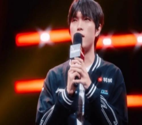 Bin在BO5面临Zeus战绩5胜2负但输两场都是要害决赛：24S和26MSI