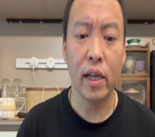 解说：为了詹姆斯骑士和勇士豁出去了你以为哪支球队时机最大