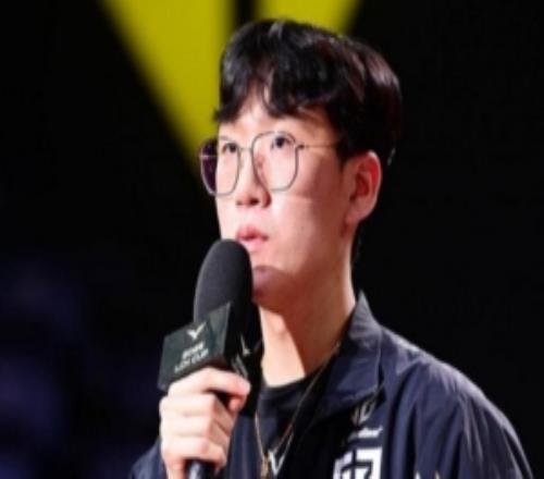直接踩头淘汰！Ruler赛前发言：经纪人让我轻点所以要送你回家