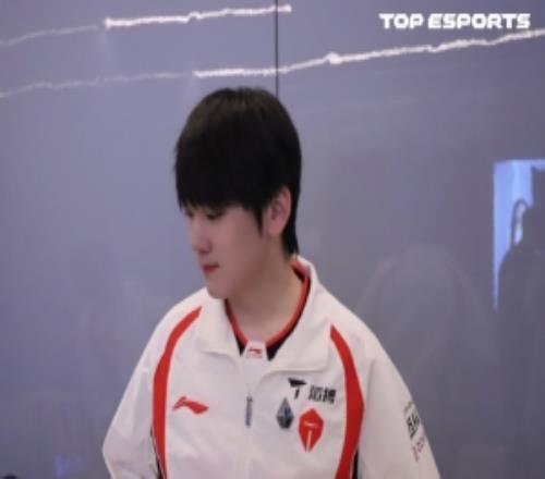 JKL赛后更博：三阶段开门红了兄弟们也很给力后面大家继续加油