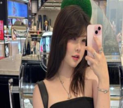 前LOL女职业选手mayumi晒照：终于拿到驾照学习允许证了！