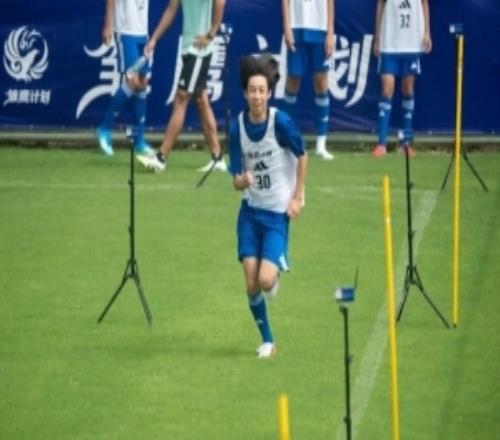U14、U15男足精英库22名“雏鹰小将”，将于10月赴皇马海外集训