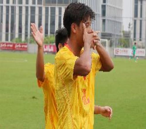 马德兴谈国少两连胜：新人亮相体现不俗，练兵的意义和价值更大