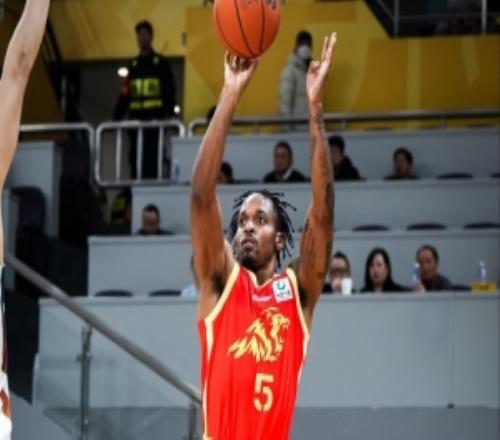 巴里布朗CBA生涯至今荣誉：1次全明星1次总冠军1次总决赛MVP