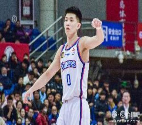 媒体人：天津向林庭谦提供满额顶薪合同向觊觎他的球队宣示主权