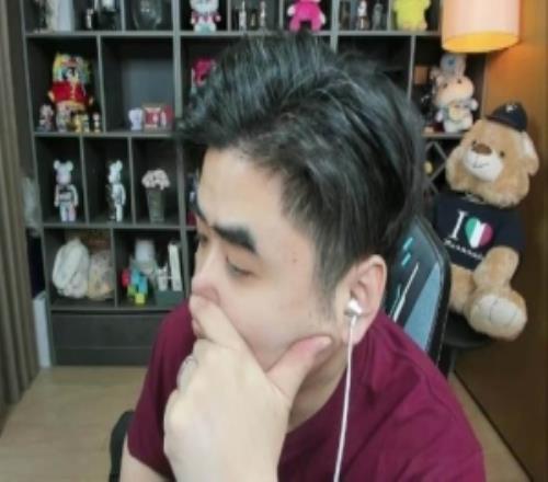 朱开：Shy哥玩得最好的是第三把！IG优势情况下的纪律性太差