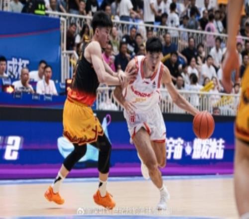 顾全指导迎来执教首秀！CBA夏联启东站今日拉开战幕深圳憾负江苏