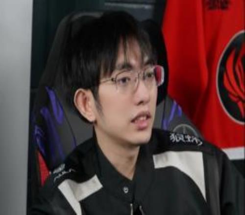 绕麻了爆料人：A方在等B方的反馈结果，之后再与C方确定方向