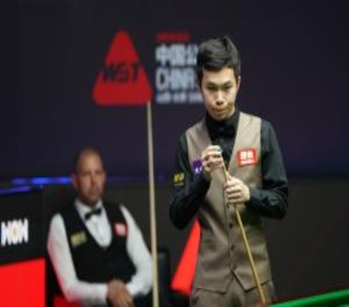 连胜3局！刘宏宇64逆转霍金斯，晋级中国果真赛16强
