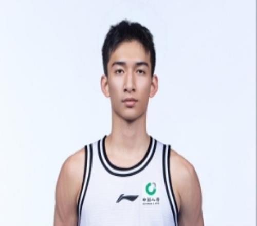 媒体人：张俊生的特点在无外援环境下很明显他还解放了西尔扎提