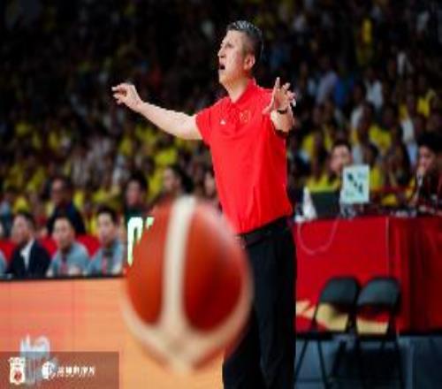 硬伤！中国男篮全队罚球22中12命中率只有54.5%