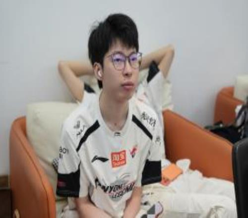 小王确定！AL锁定常规赛第二并且规避季后赛首轮保底前六名