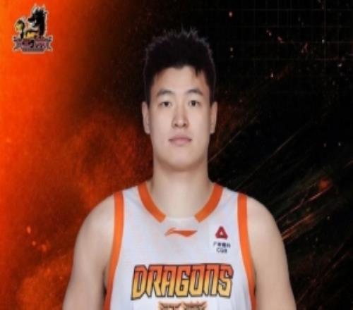 经俱乐部双方协商结合球员本人规划马国栋将转会至NBL贵州猛龙