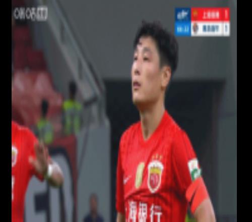 武磊双响！杨希禁区被放倒造点，武磊主罚命中，海港21反超海牛