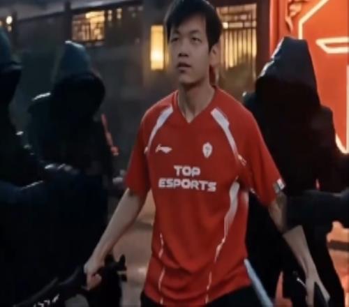 Letme看AI短剧：小天太难了，刚出场救JKL就被一脚踢下线