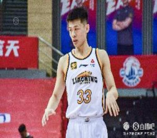 媒体人：山东男篮后卫线薄弱王岚嵚擅组织有进攻是非常好的补强
