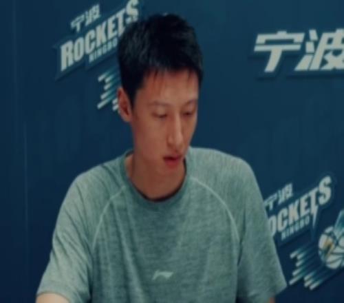 宁波男篮官宣赵岩昊加盟：白马银枪赵岩昊岩续新章！