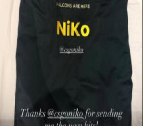 追星成功！周冠宇晒出NiKo赠送的NiKo和MONESY的FALCONS队服