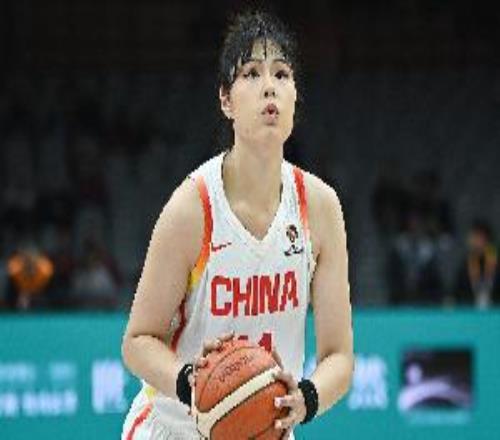 媒体人：国手出战洲际赛要持因公护照国家队给小宝邮寄出的问题
