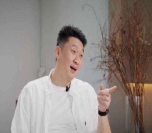 朱芳雨称国家队生涯不会跟新人过多沟通！孙悦打趣：怕浪费感情呗
